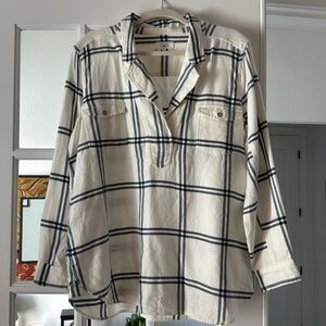 Lou & Grey white and blue flannel